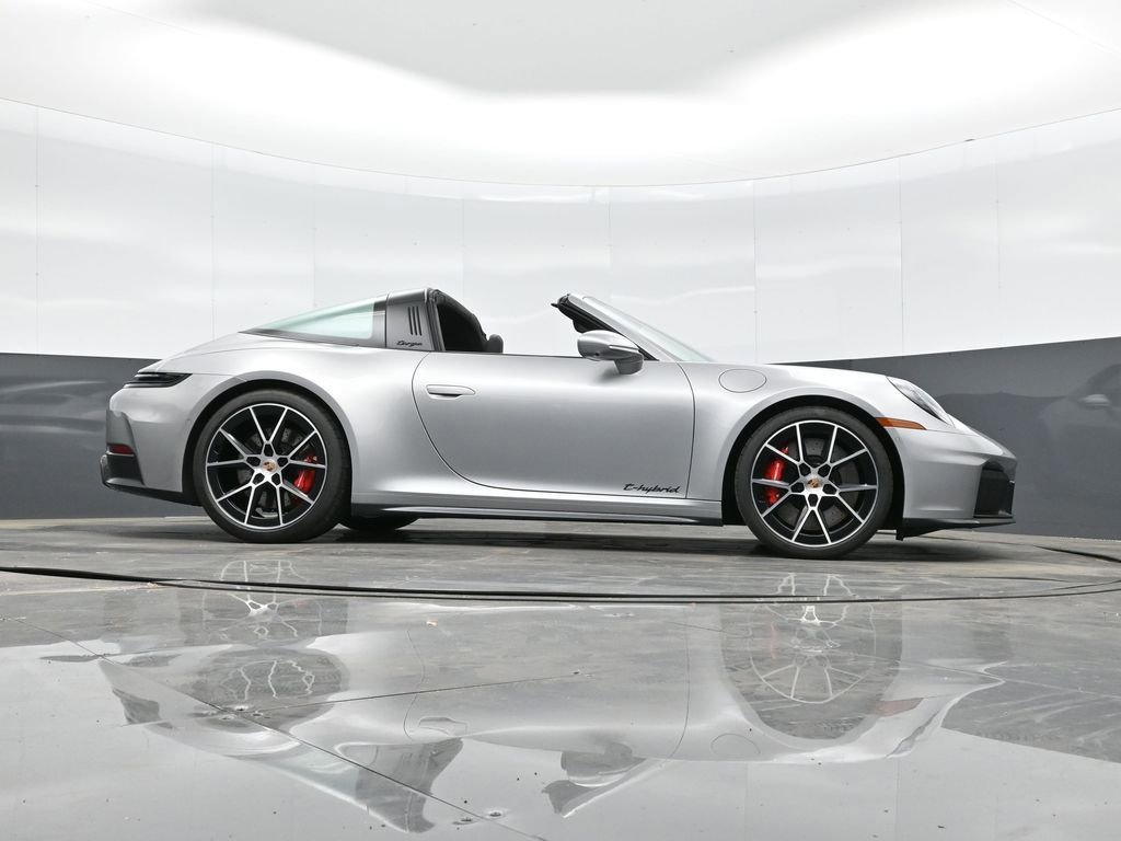 Used 2026 Porsche 911 Targa 4 GTS AWD/4WD image 39