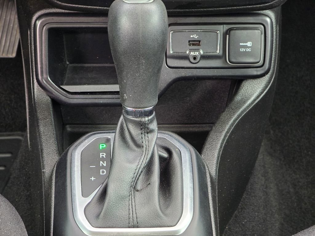 Used 2019 Jeep Renegade Sport image 35