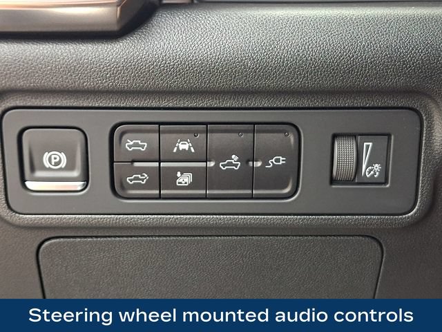 Used 2025 GMC Hummer EV 3X AWD/4WD image 9