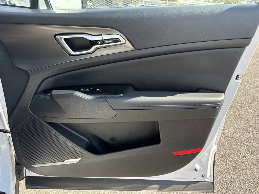 Certified 2023 Kia Sportage EX image 29