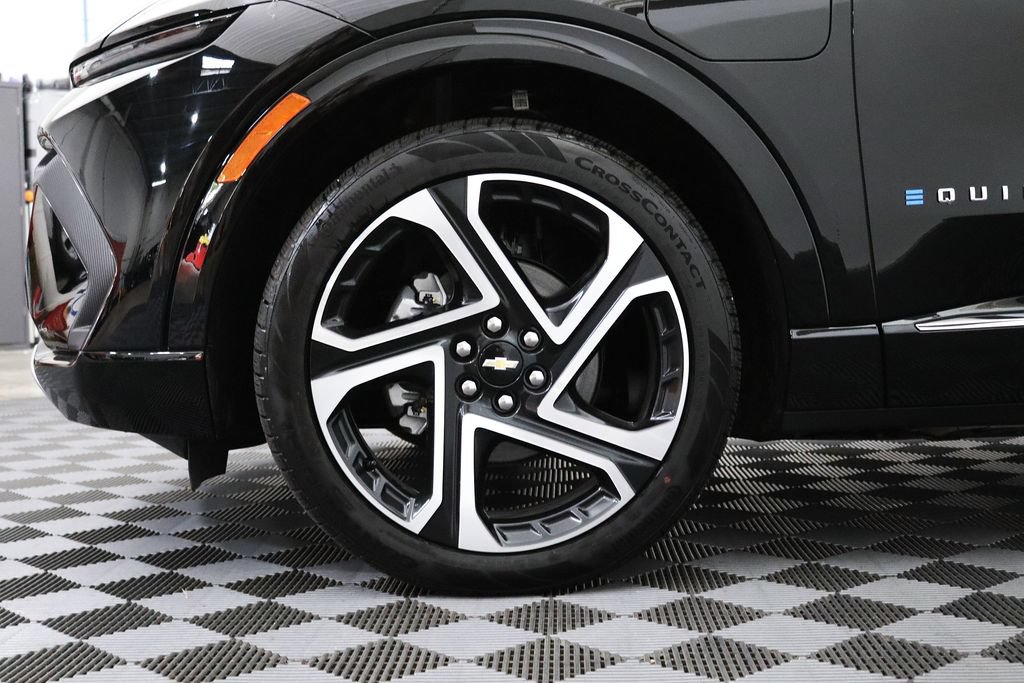 Certified 2026 Chevrolet Equinox EV LT w/ Convenience Package II FWD image 4