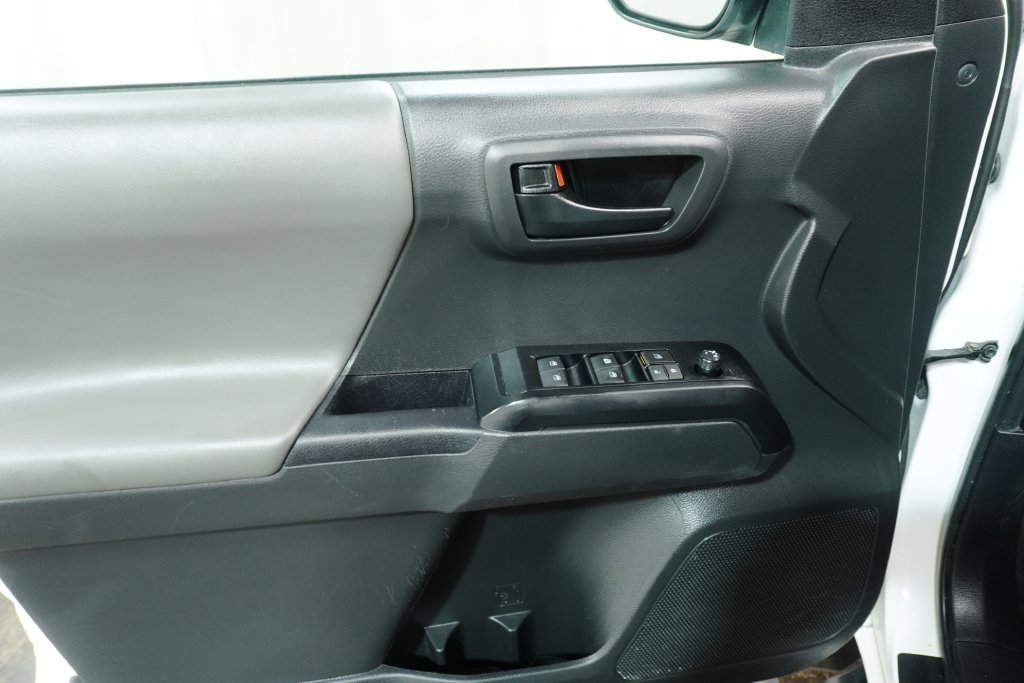 Used 2023 Toyota Tacoma SR AWD/4WD image 20