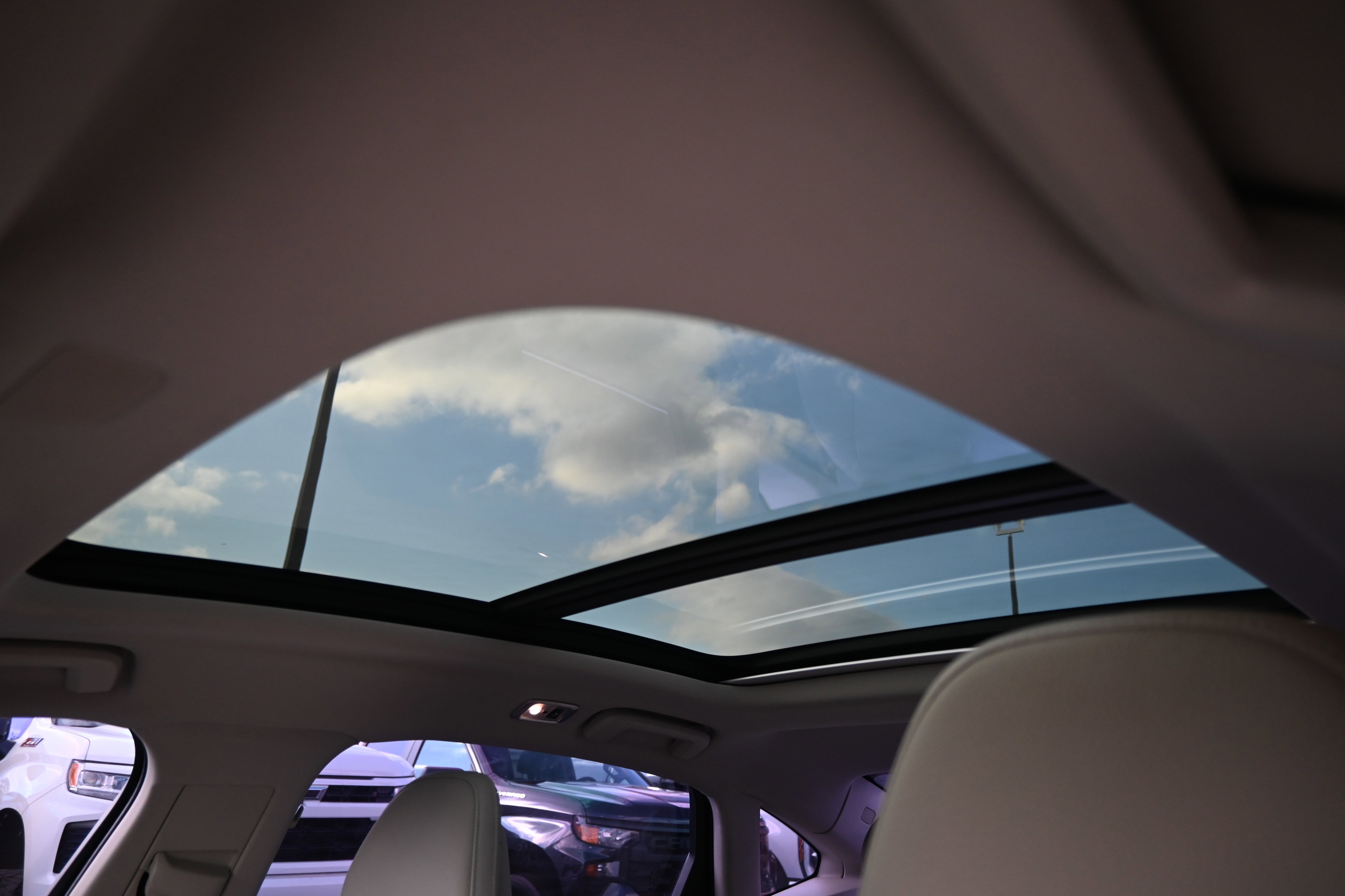 Used 2018 Volvo S90 T5 Momentum FWD image 29