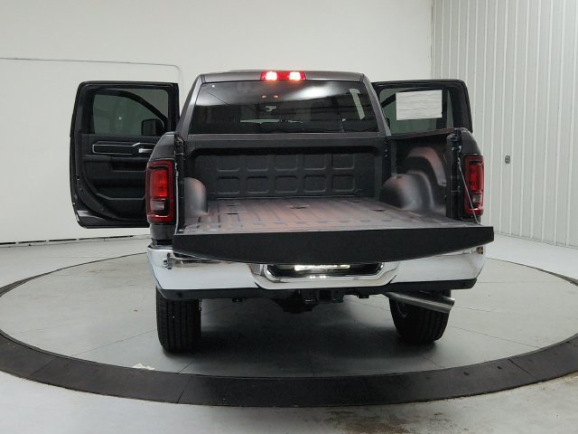 New 2026 RAM 2500 Big Horn AWD/4WD image 15