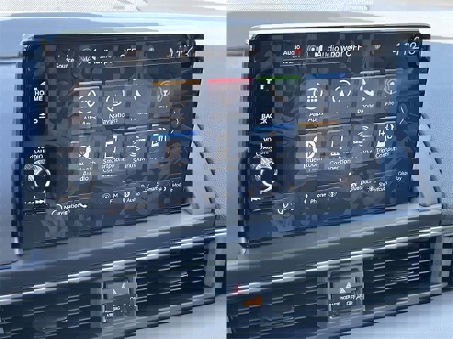 New 2025 Honda Pilot Touring image 17