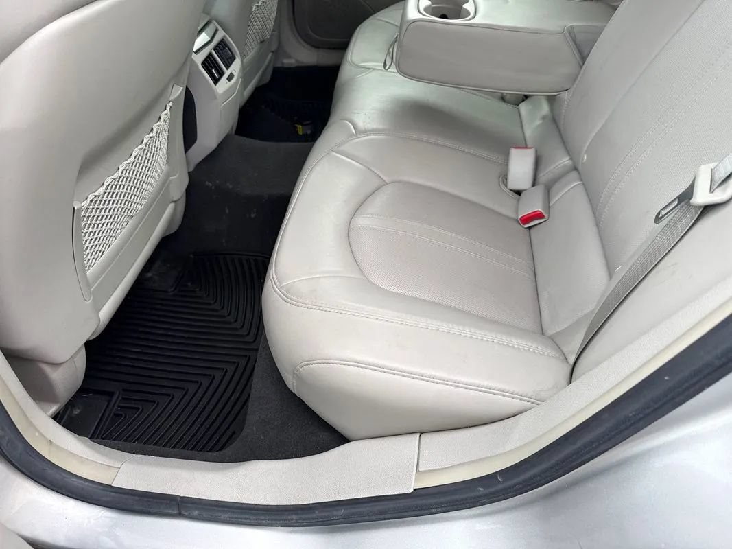 Used 2009 Cadillac CTS 3.6 AWD image 41