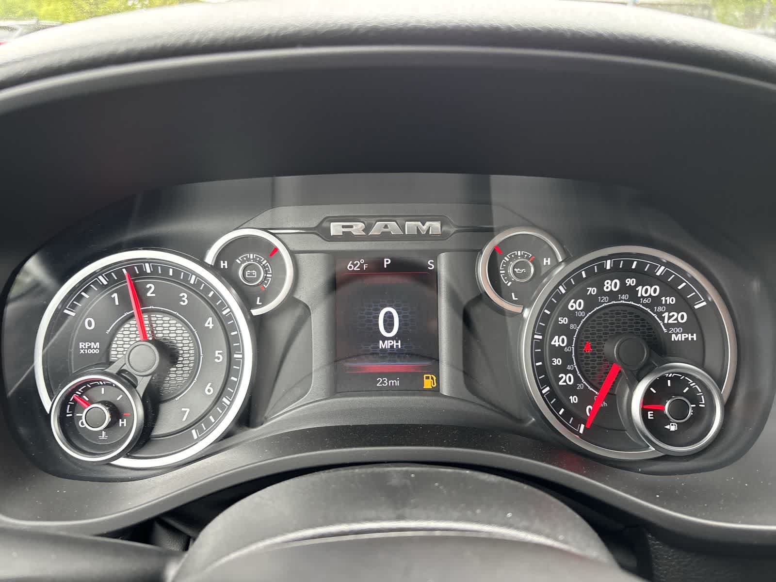 New 2026 RAM 1500 Express AWD/4WD image 12