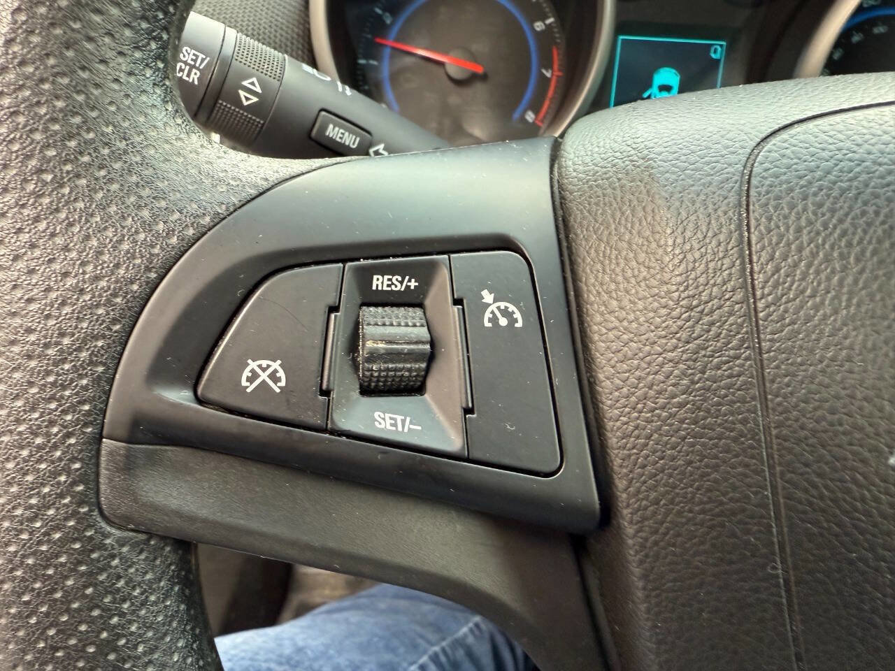 Used 2016 Chevrolet Cruze LT image 19