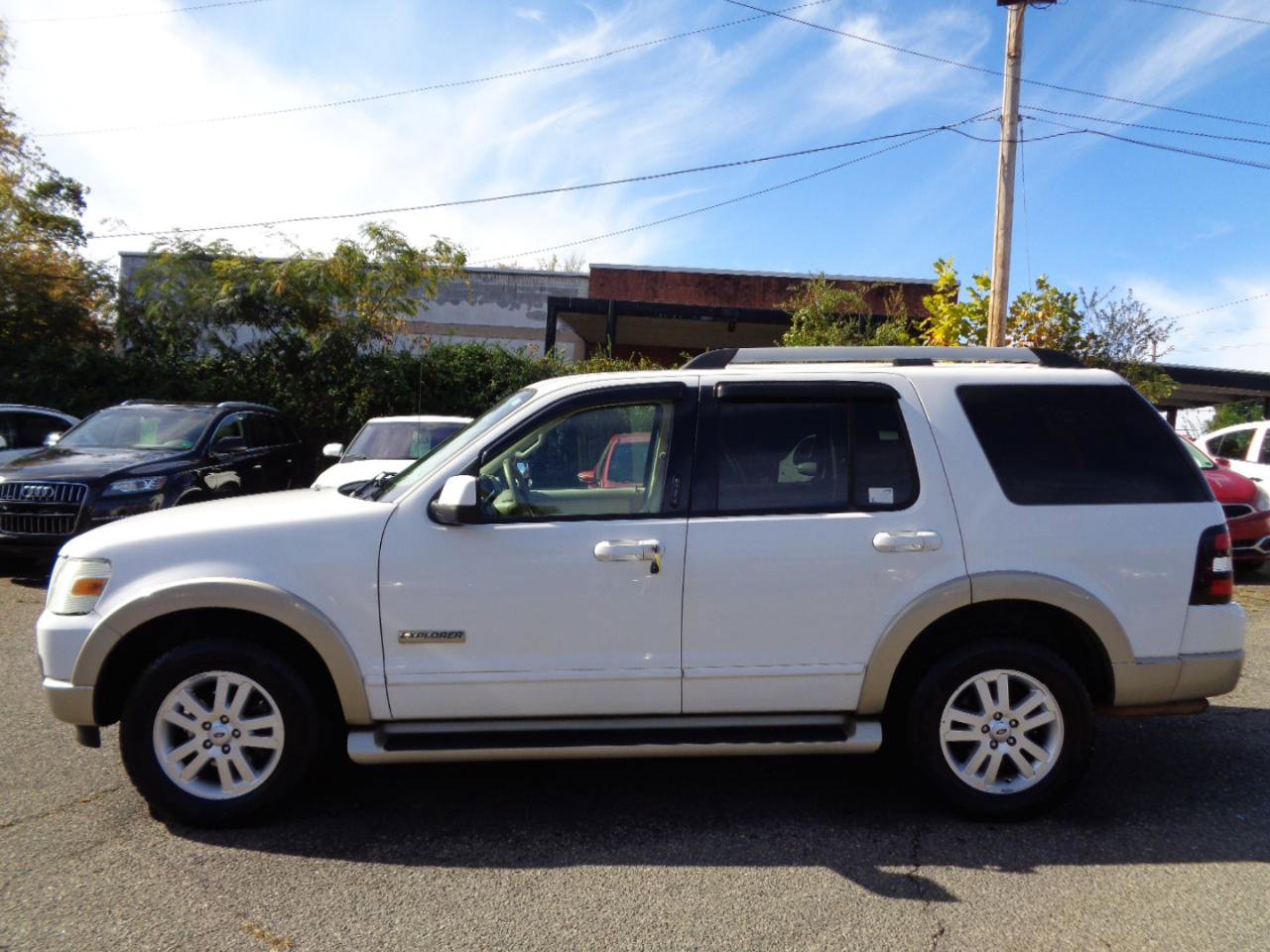 Used 2007 Ford Explorer Eddie Bauer AWD/4WD image 8