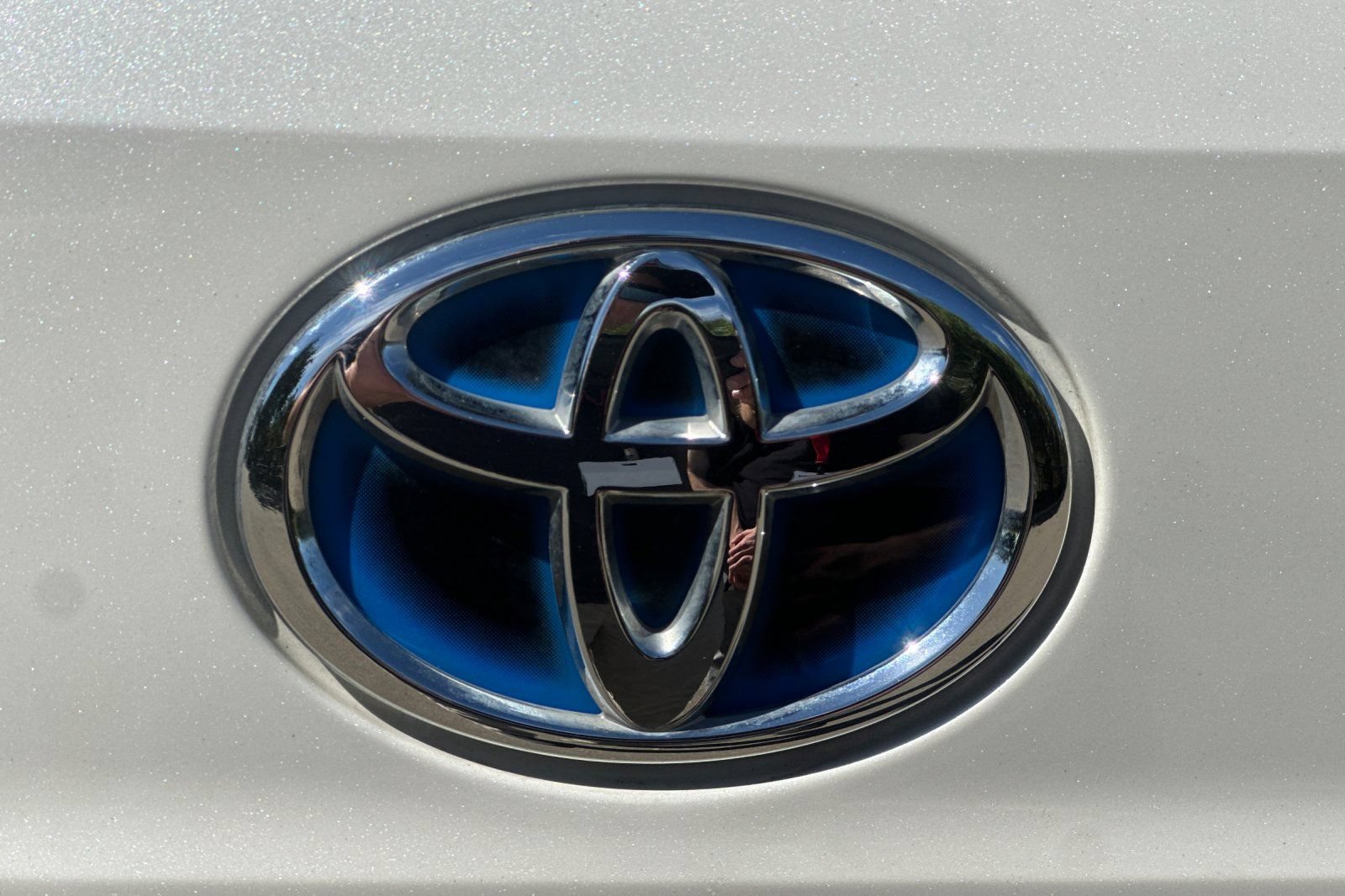 Used 2021 Toyota Highlander LE AWD/4WD image 50
