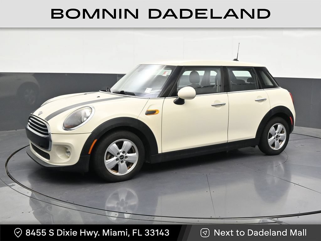 Used 2019 MINI Cooper 4-Door Hardtop w/ Signature Upholstery Package FWD video 1