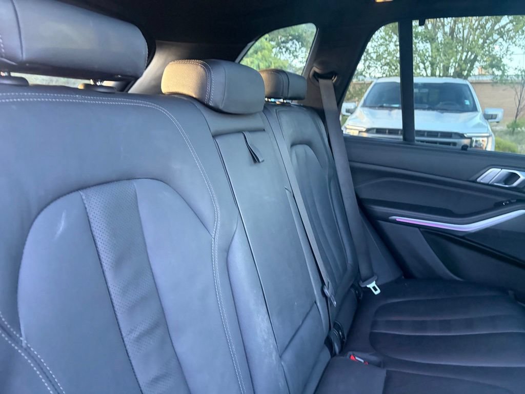 Used 2022 BMW X5 sDrive40i w/ M Sport Package RWD image 17