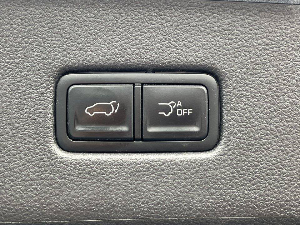 Used 2023 Kia Carnival SX FWD image 35