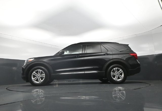 Used 2020 Ford Explorer XLT w/ Comfort Package AWD/4WD image 33