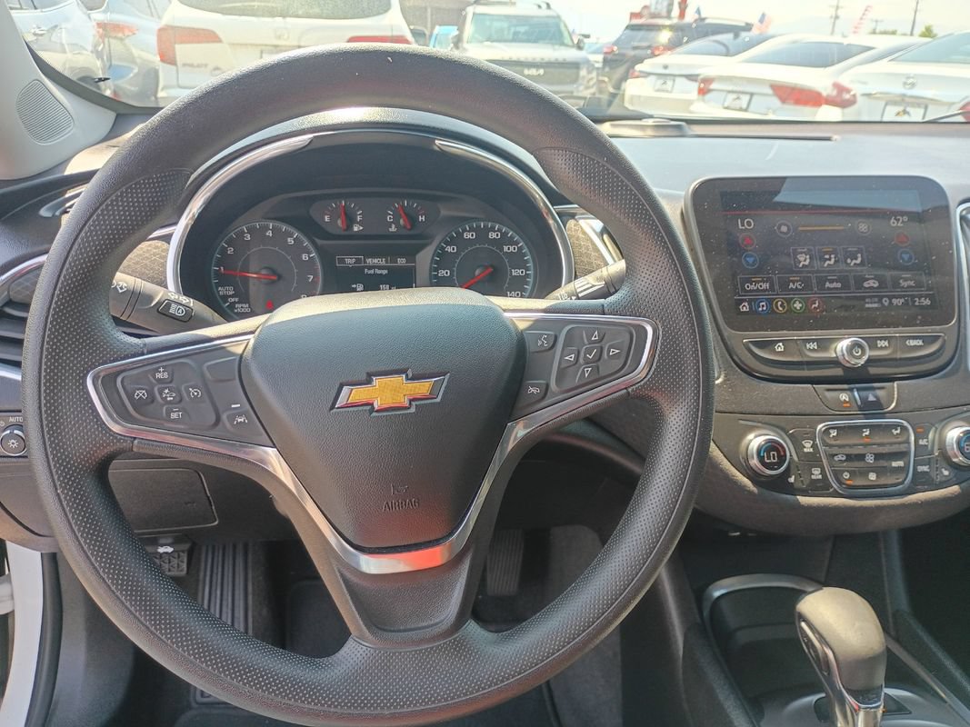 Used 2021 Chevrolet Malibu LT FWD image 21