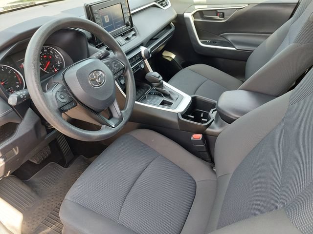 Certified 2022 Toyota RAV4 LE AWD/4WD image 19