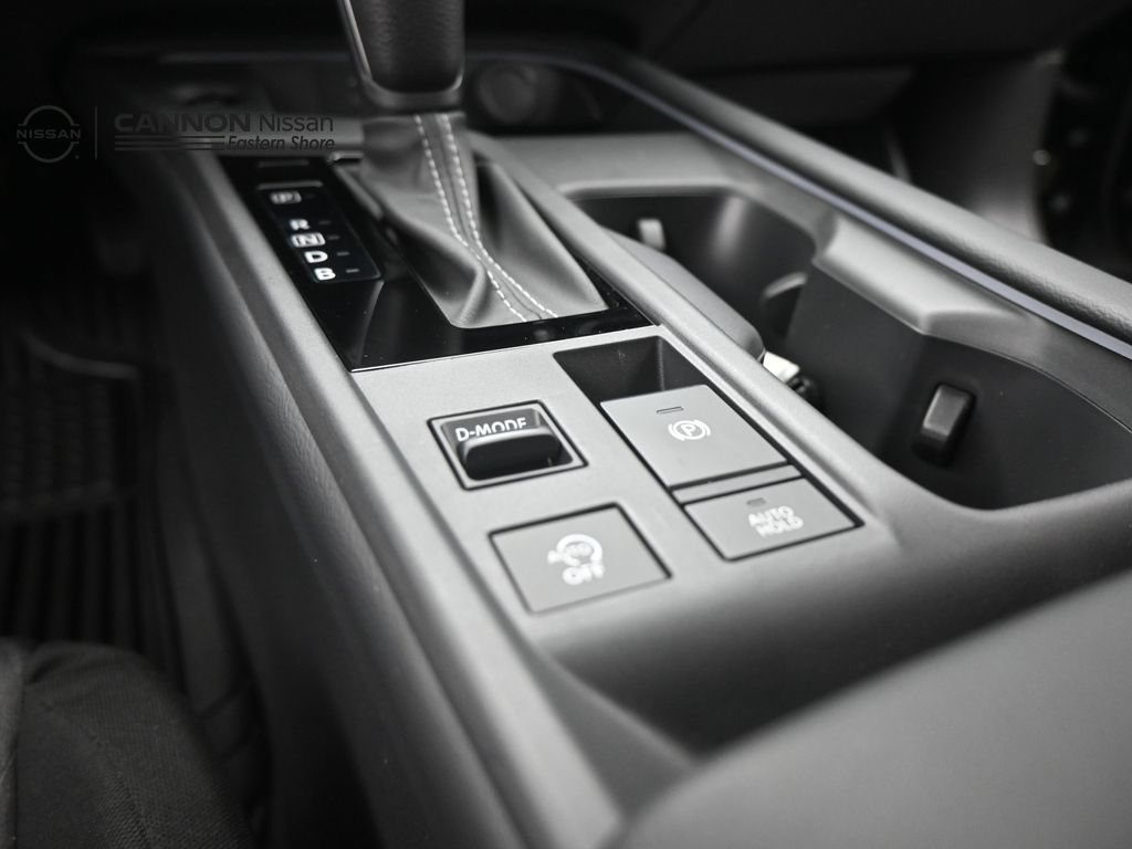 New 2026 Nissan Sentra SV w/ SV Convenience Package FWD image 14