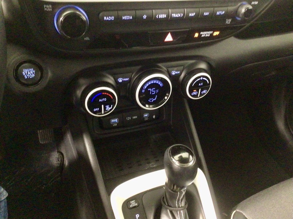 Used 2023 Hyundai Venue Limited w/ Cargo Package image 26