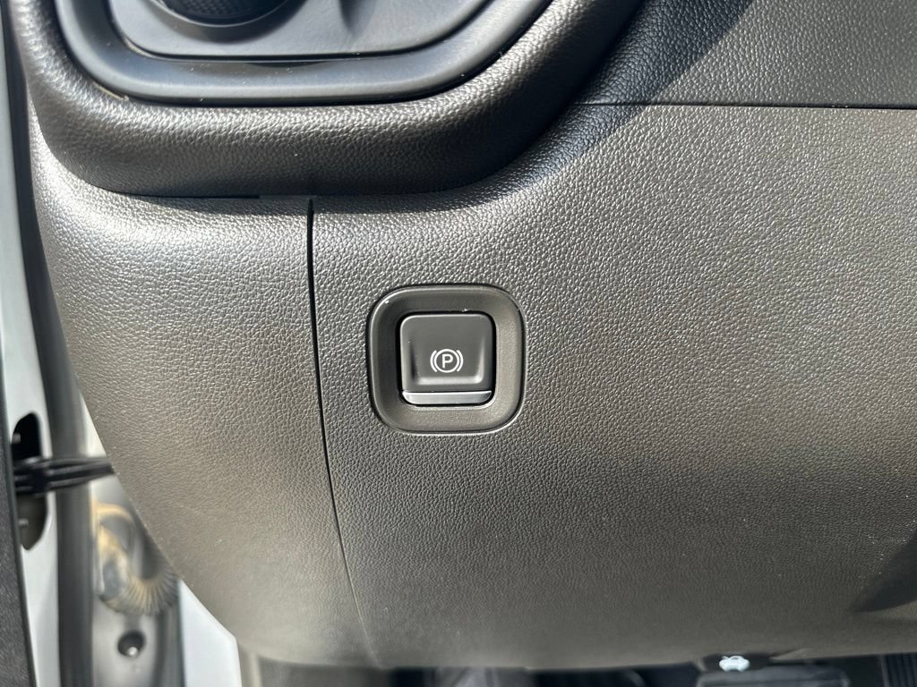 Certified 2022 Chevrolet Silverado 1500 Custom w/ LPO, Dark Essentials Package AWD/4WD image 12