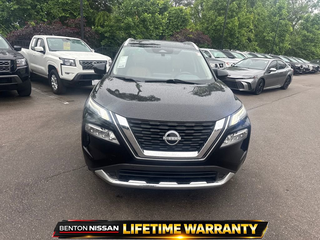 Used 2023 Nissan Rogue Platinum FWD image 9