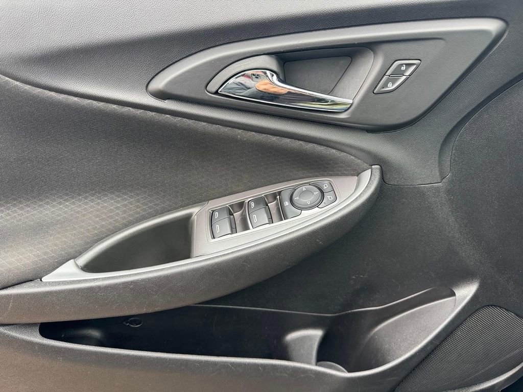 Used 2024 Chevrolet Malibu LT FWD image 19