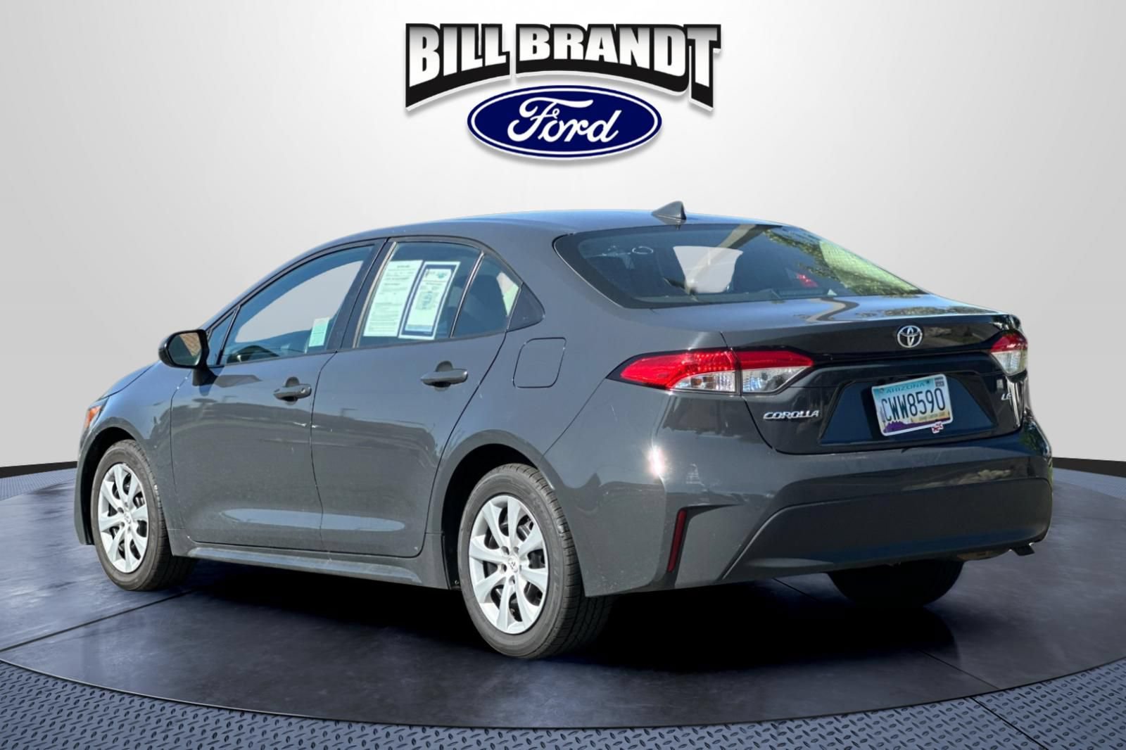 Used 2024 Toyota Corolla LE FWD image 5