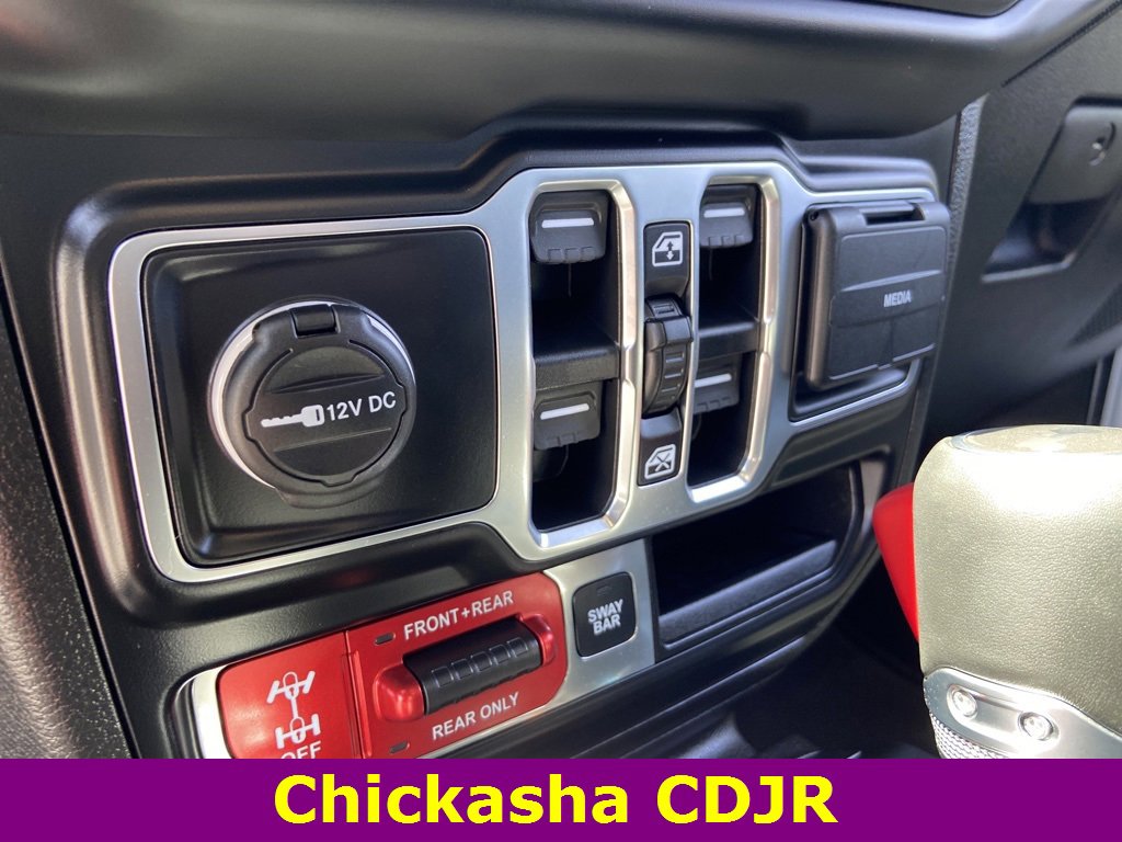 New 2022 Jeep Wrangler Unlimited Rubicon 4xe w/ Cold Weather Group image 18