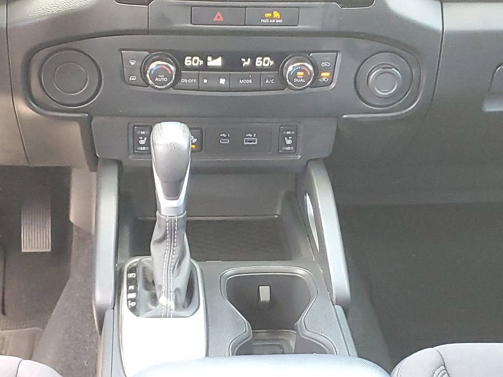 Used 2023 Nissan Frontier SV w/ SV Convenience Package image 14