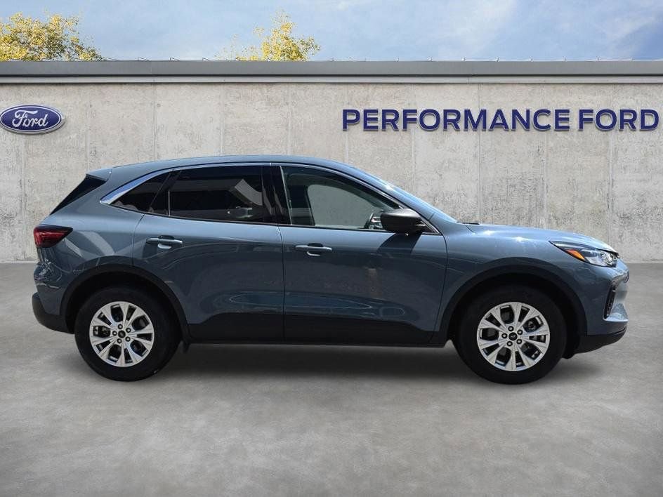 Used 2024 Ford Escape Active FWD image 7