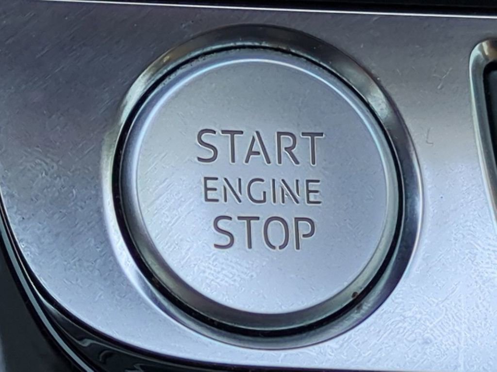 Used 2019 Audi Q8 Premium Plus w/ Premium Plus image 30