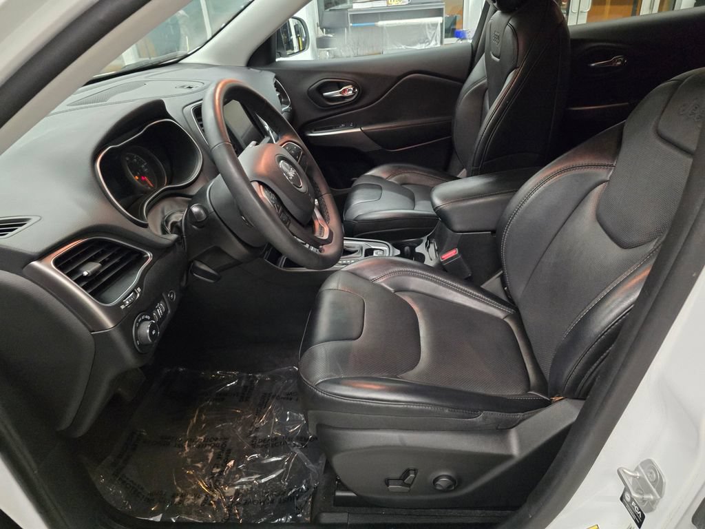 Certified 2022 Jeep Cherokee Latitude Lux FWD image 16
