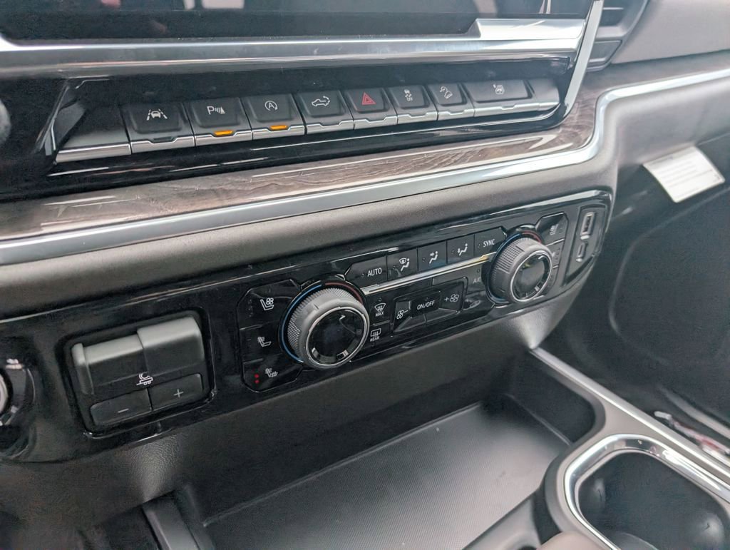 New 2026 Chevrolet Silverado 1500 LTZ w/ LTZ Premium Package image 19