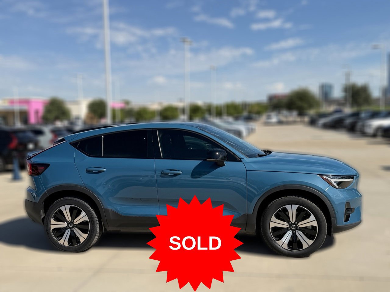 Certified 2023 Volvo C40 P8 Recharge Plus AWD/4WD image 10