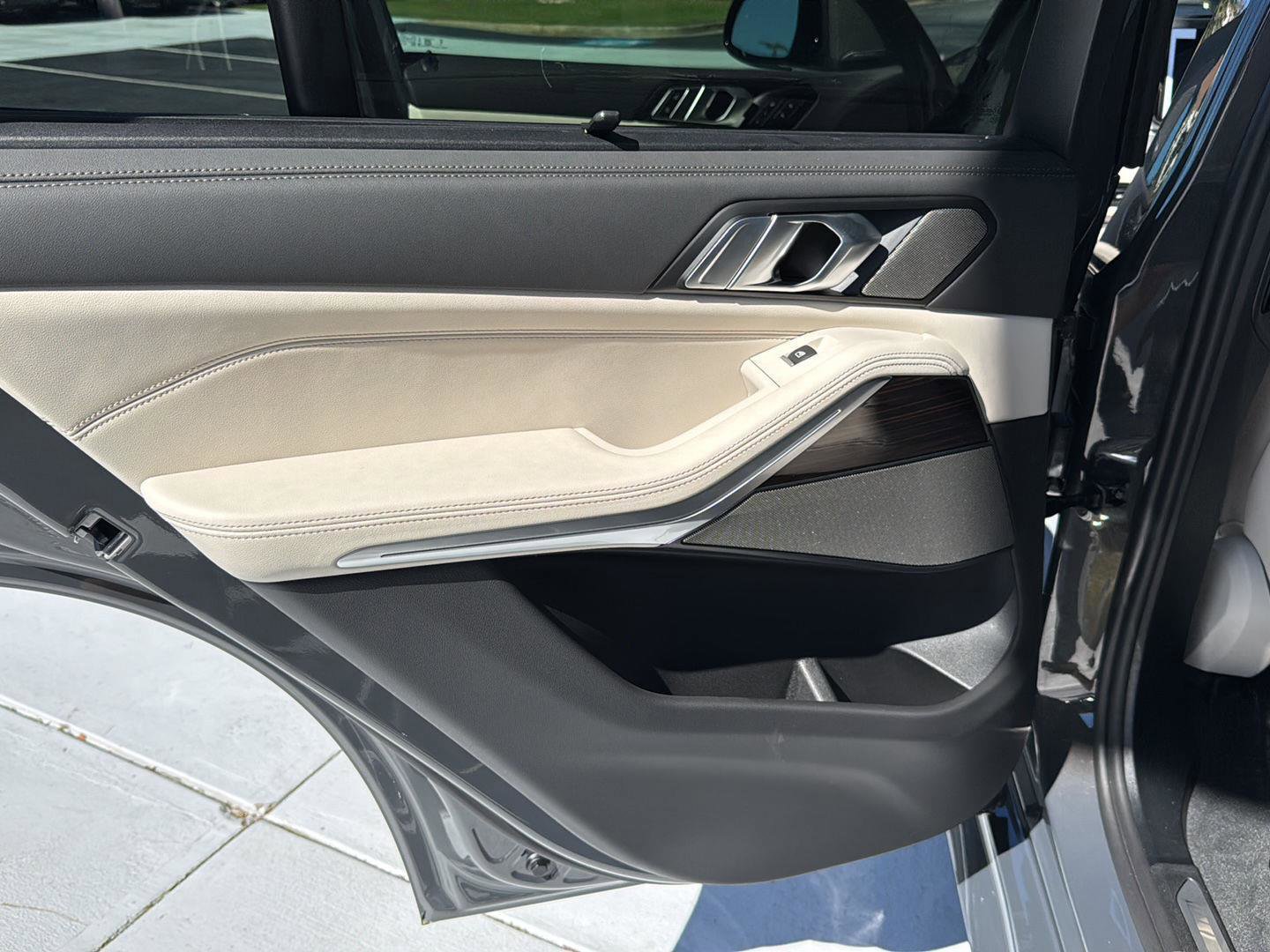 New 2026 BMW X5 xDrive40i w/ Executive Package image 15