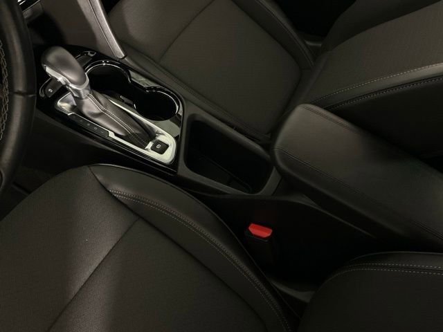 Used 2023 Buick Encore GX Select w/ Sport Touring Package FWD image 16