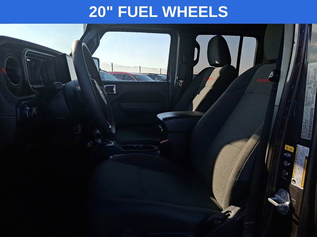 Used 2025 Jeep Wrangler Unlimited Rubicon image 13