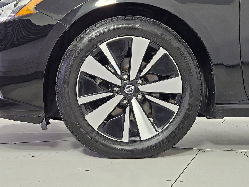 Used 2021 Nissan Altima 2.5 SV image 5