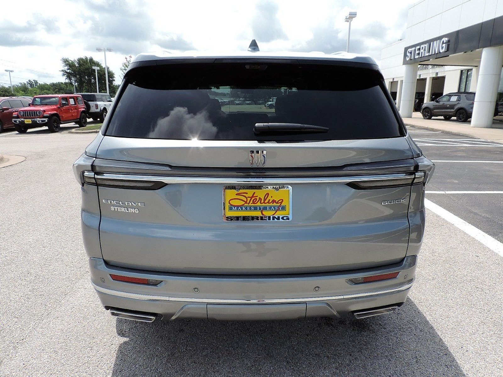 New 2026 Buick Enclave Avenir w/ Super Cruise Package FWD image 6