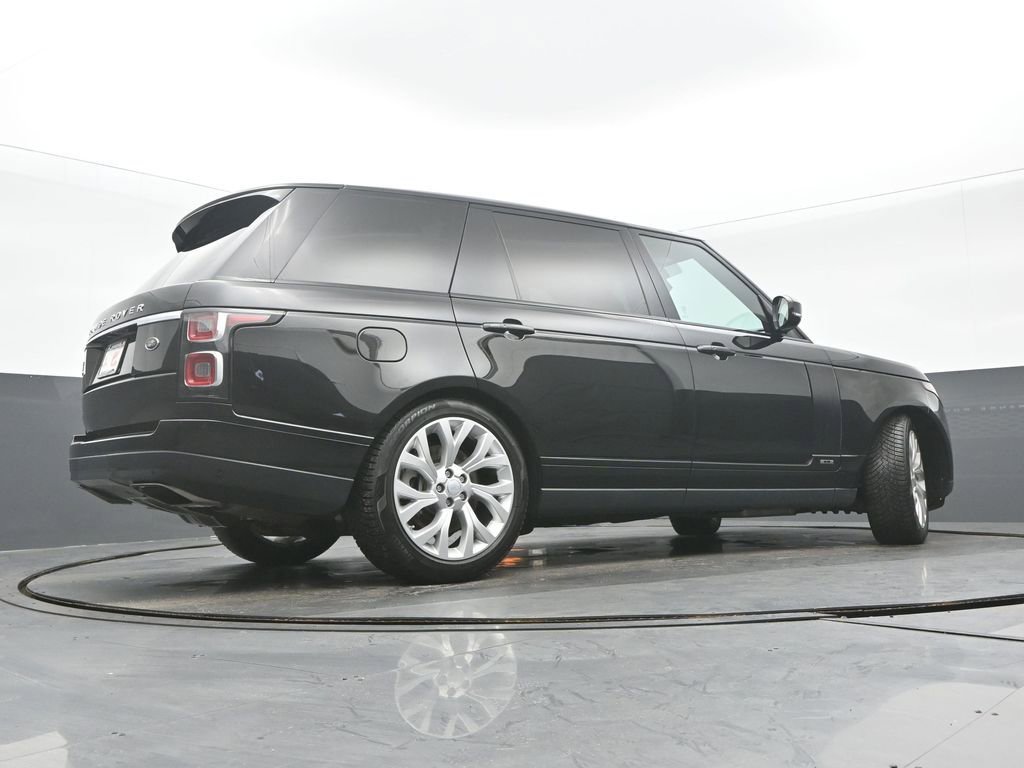 Used 2020 Land Rover Range Rover Long Wheelbase HSE image 32
