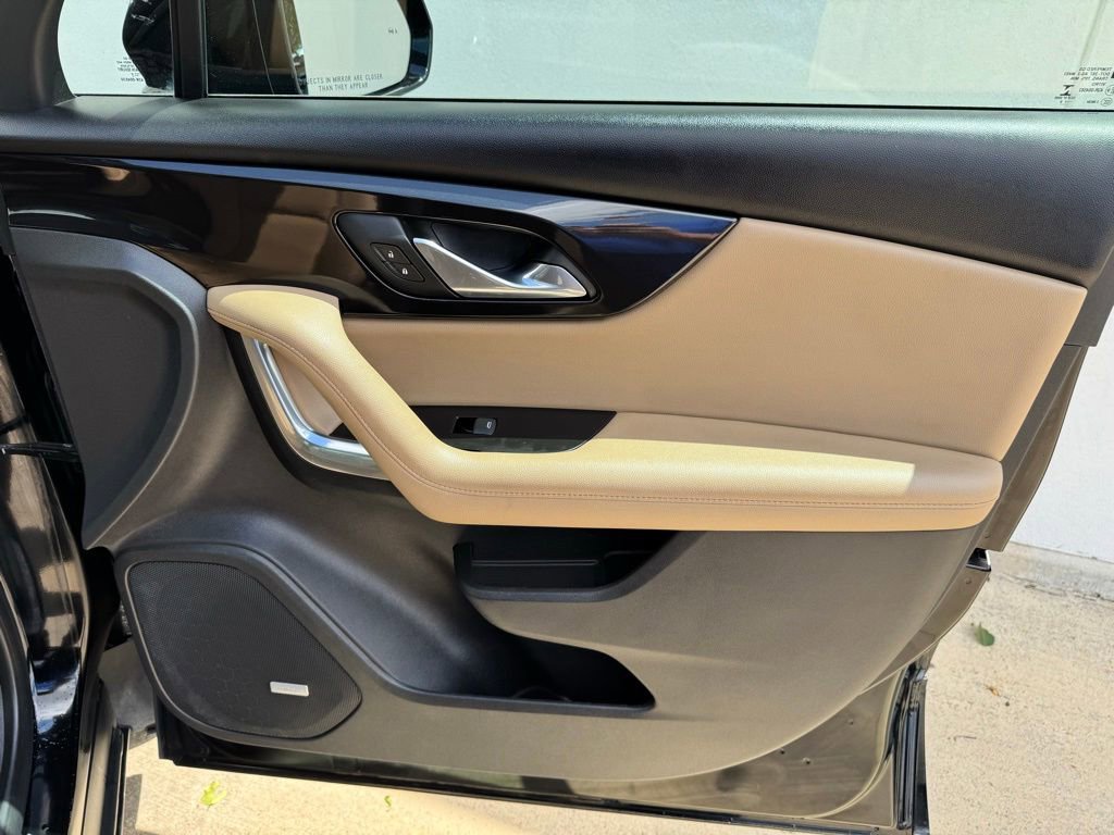 Used 2019 Chevrolet Blazer Premier w/ Driver Confidence II Package FWD image 16