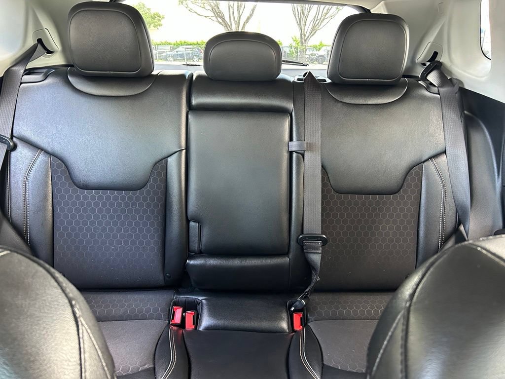 Certified 2020 Jeep Compass Latitude FWD image 14