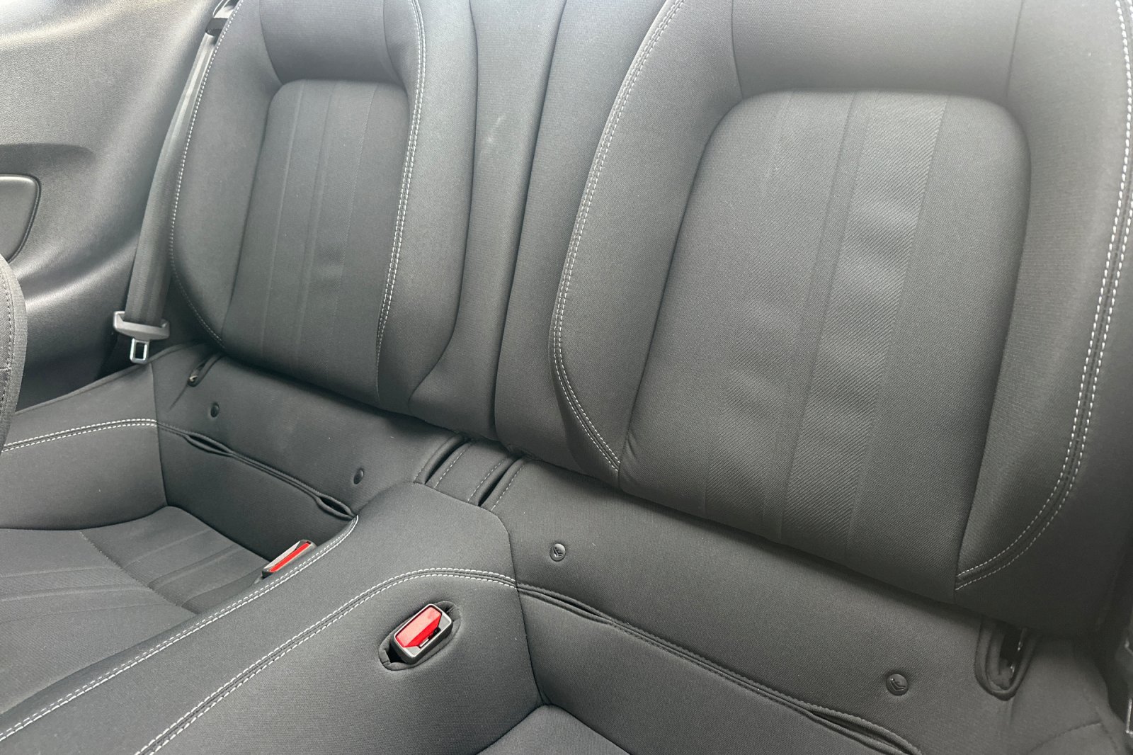 Used 2022 Ford Mustang Coupe RWD image 13