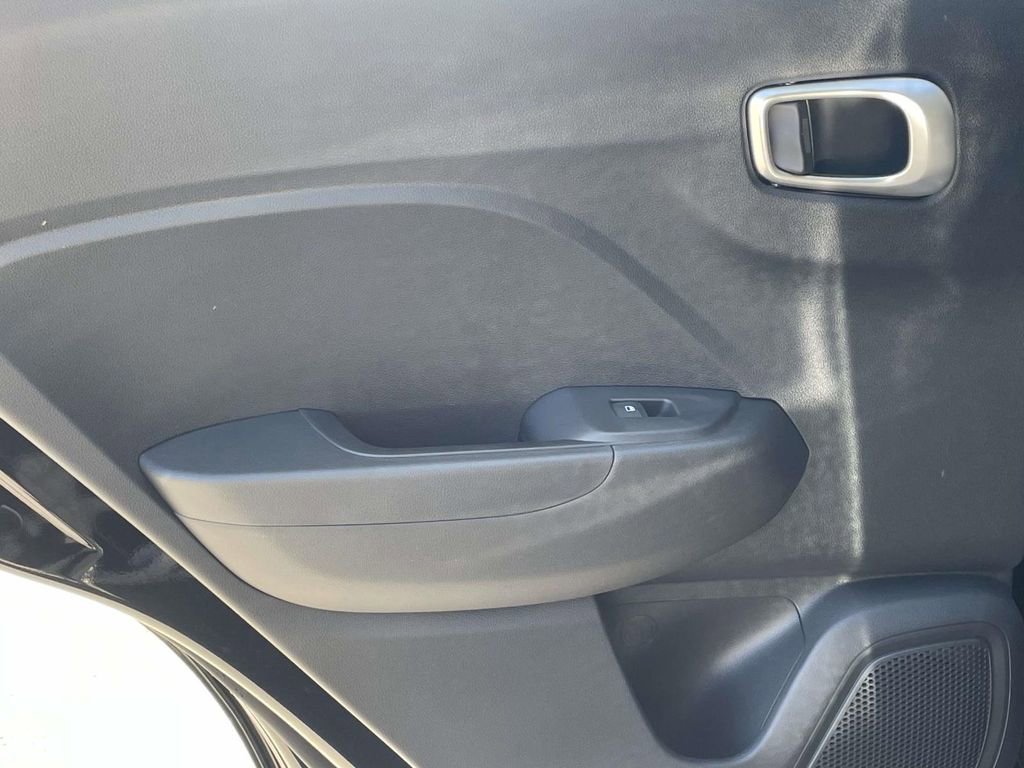 New 2026 Hyundai Venue SE FWD image 9