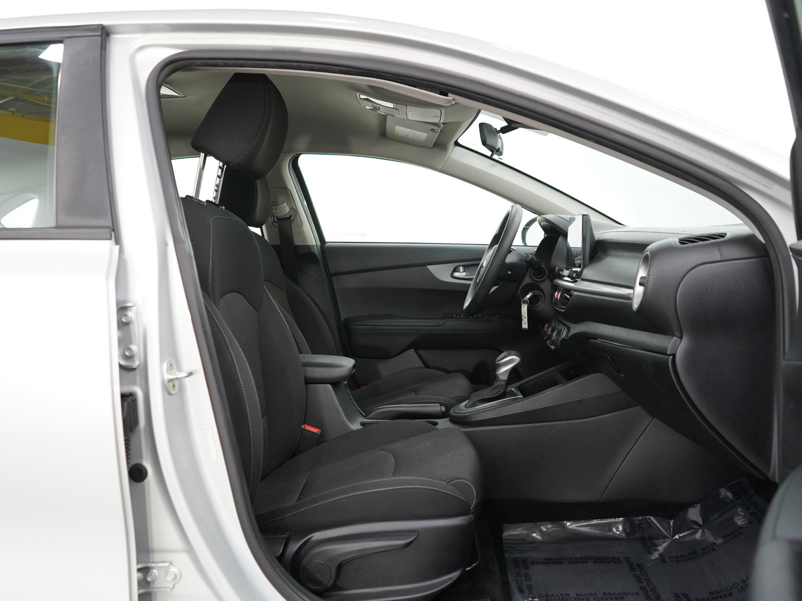 Used 2021 Kia Forte LXS image 10