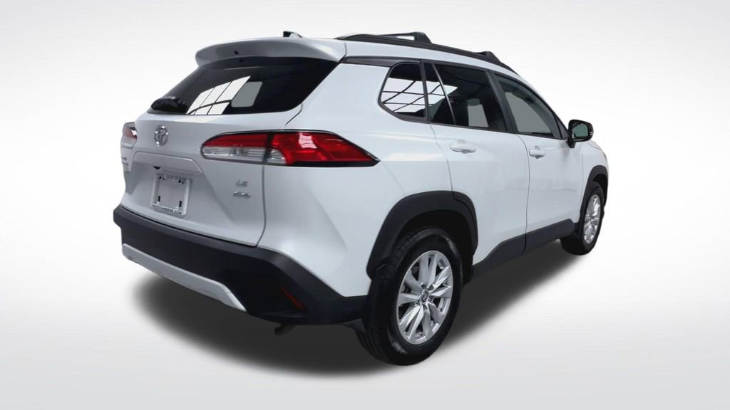 Certified 2025 Toyota Corolla Cross LE w/ Moonroof Package AWD/4WD image 24