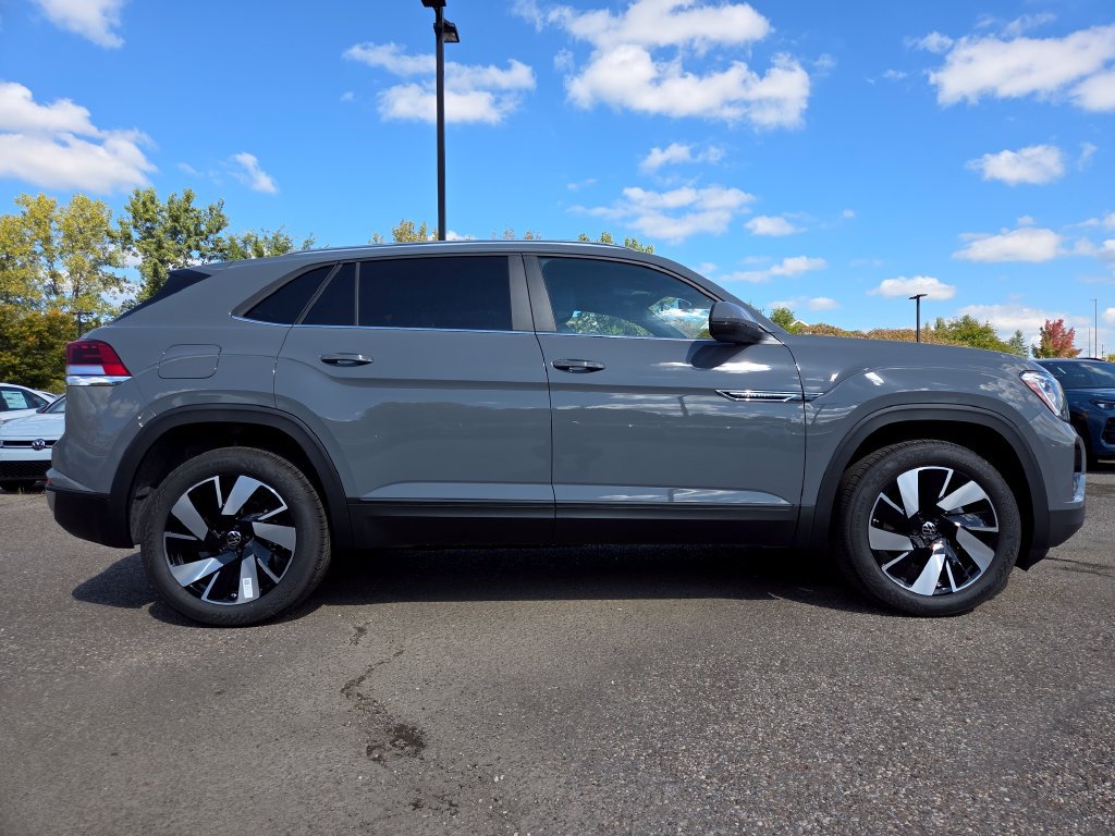 New 2026 Volkswagen Atlas Cross Sport SE AWD/4WD image 12