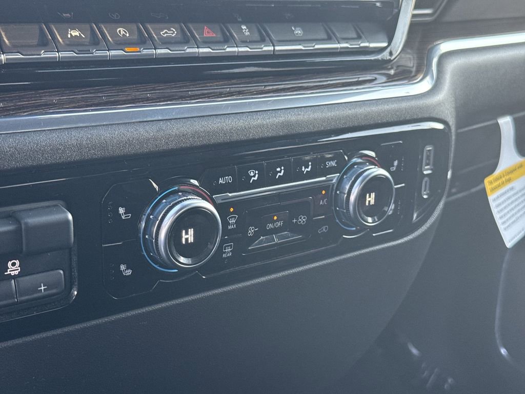 Used 2025 GMC Sierra 1500 Elevation image 18