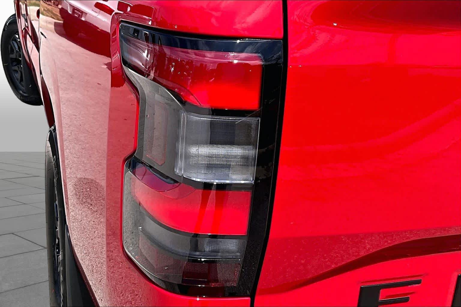 New 2027 Nissan Frontier SV w/ SV Convenience Package RWD image 14