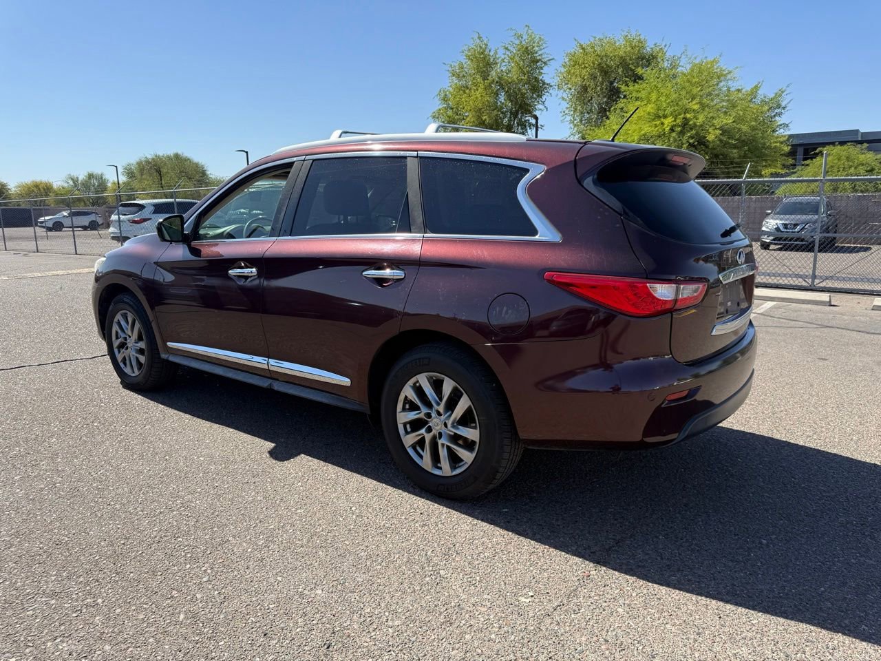 Used 2013 INFINITI JX35 FWD w/ Premium Pkg image 7
