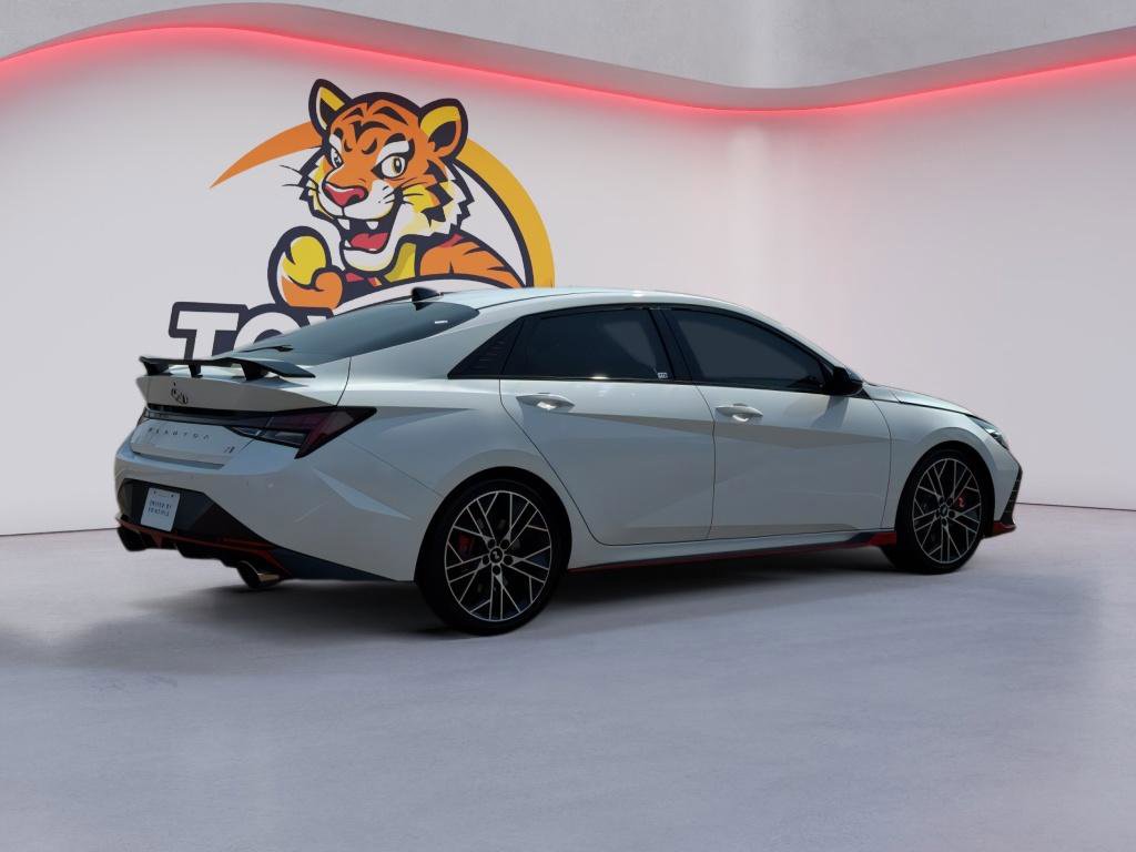 Used 2023 Hyundai Elantra N w/ Preferred Accessory Package FWD image 5